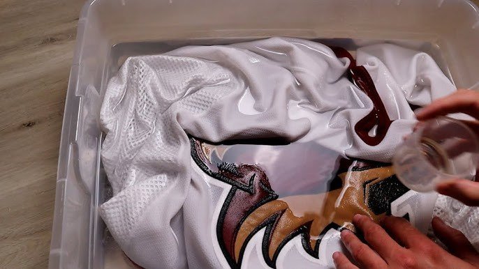 Printed jersey soaking in cold water
